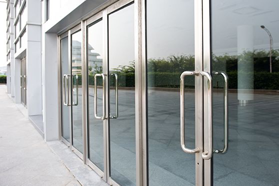 installs_glass_windows_ (2)